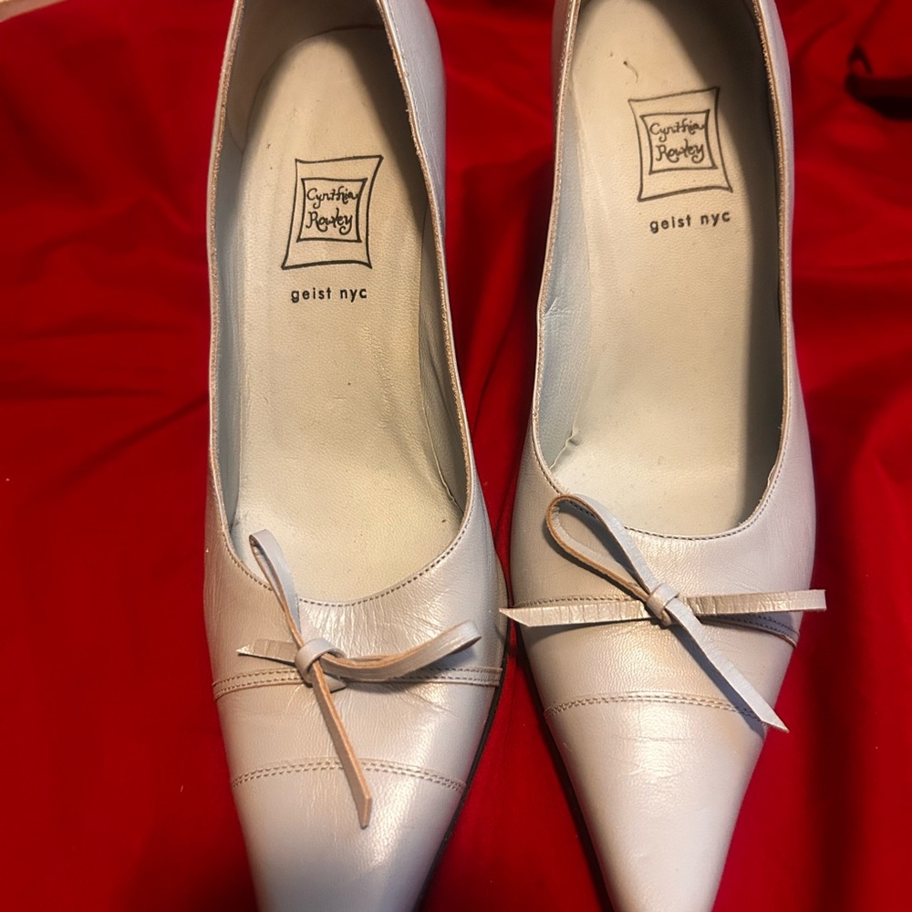 Cynthia Rowley Cream Leather Heels with Bow